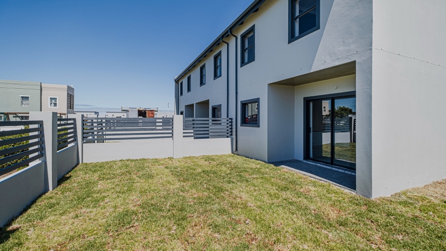 2 Bedroom Property for Sale in Parsonsvlei Eastern Cape